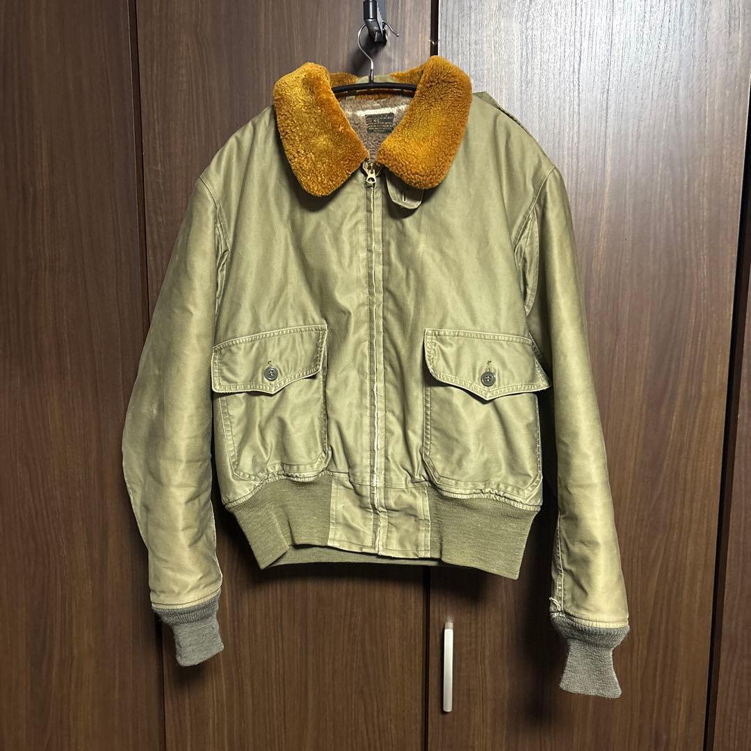 The REAL McCOY'S B-10 フライトジャケット