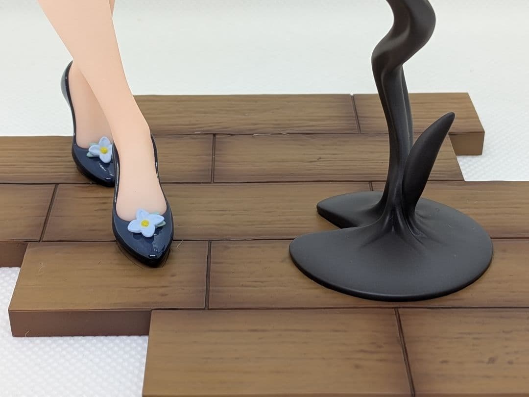 メ*ロ様 グリッドマン ユニバース 宝多六花 フィギュア チャイナドレスver