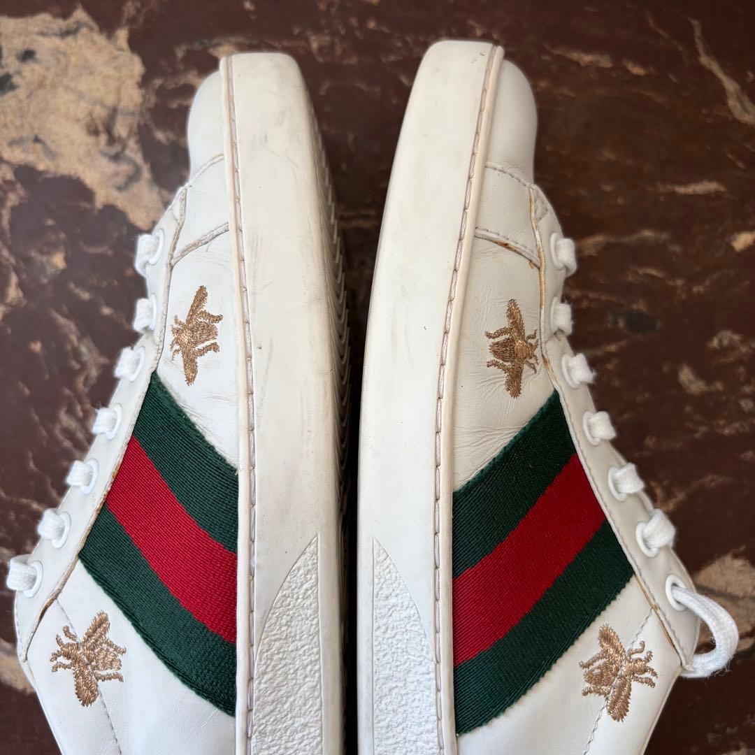 レ*ー様 Gucci ホワイトレザースニーカーBEEシェリーライン星蜂刺繍白24