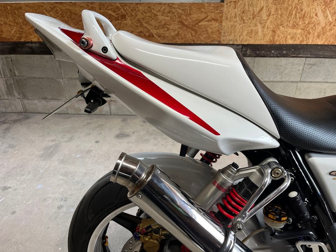 cb1300sf cb1300sb シングルシートカウル　送料込み