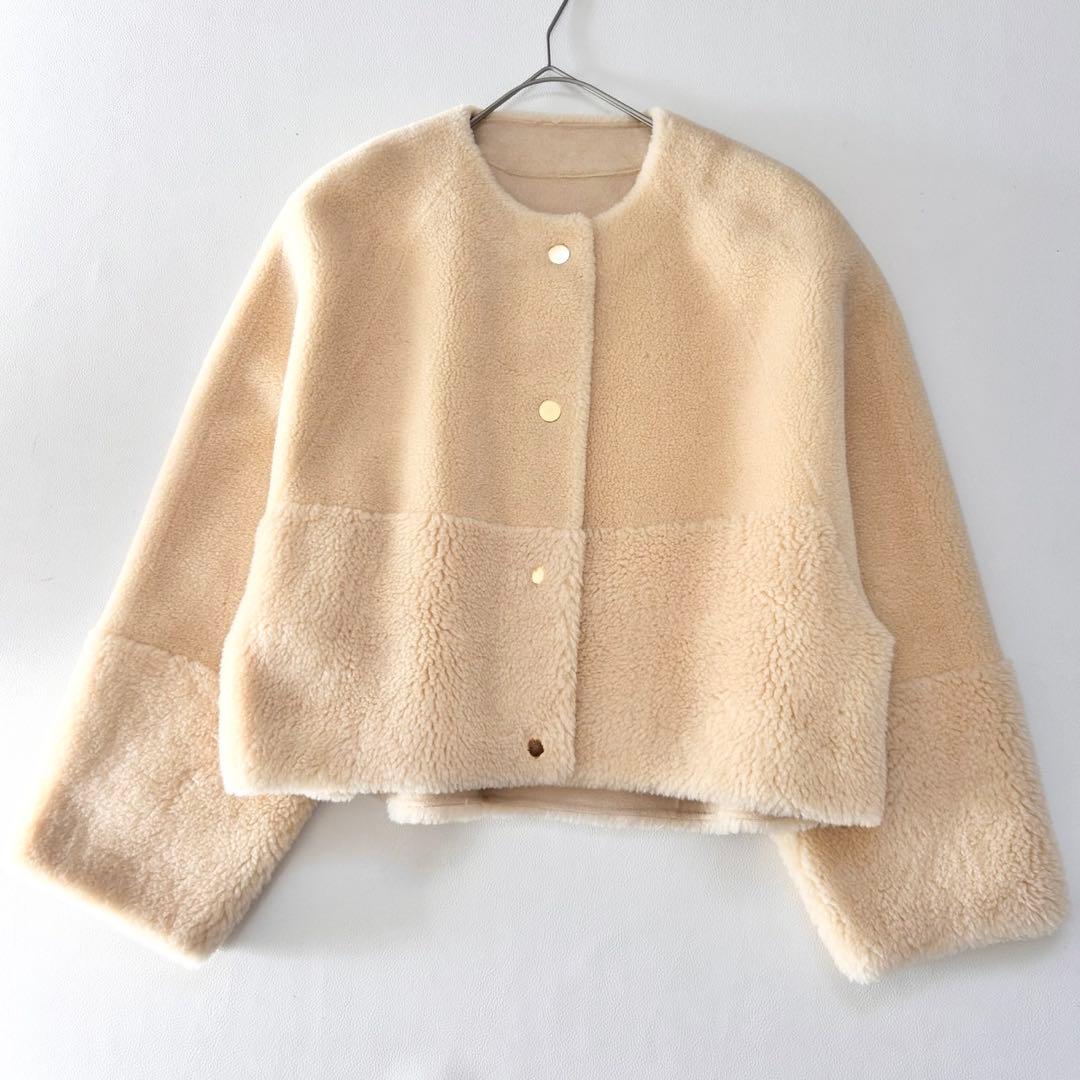 美品✨2025年 グレースコンチネンタル ノーカラーフェイクムートンジャケット