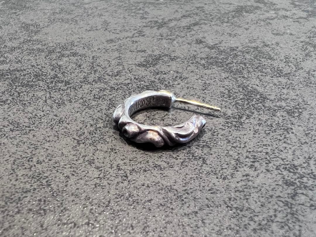 値下げしました！　クロムハーツ　フープスクロールピアス　中古