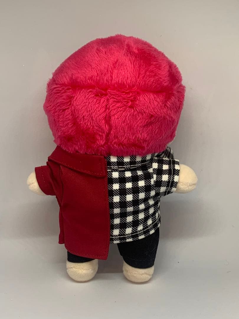 ATEEZサン　衣装付き　ぬいぐるみ！(トレカなし)