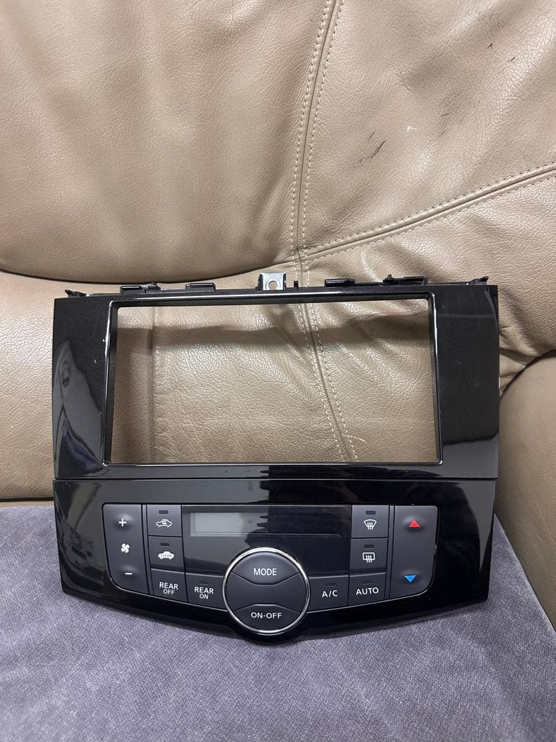 日産純正　MP314D-W フルセグＴＶ内蔵Bluetooth 2017年