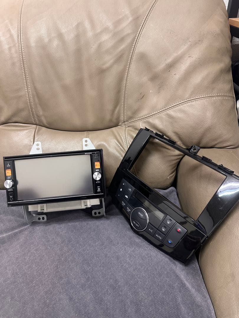 日産純正　MP314D-W フルセグＴＶ内蔵Bluetooth 2017年