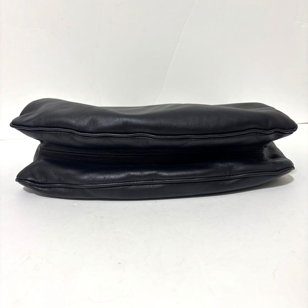 イアパピヨネ スワローマチショルダーバッグ ブラック