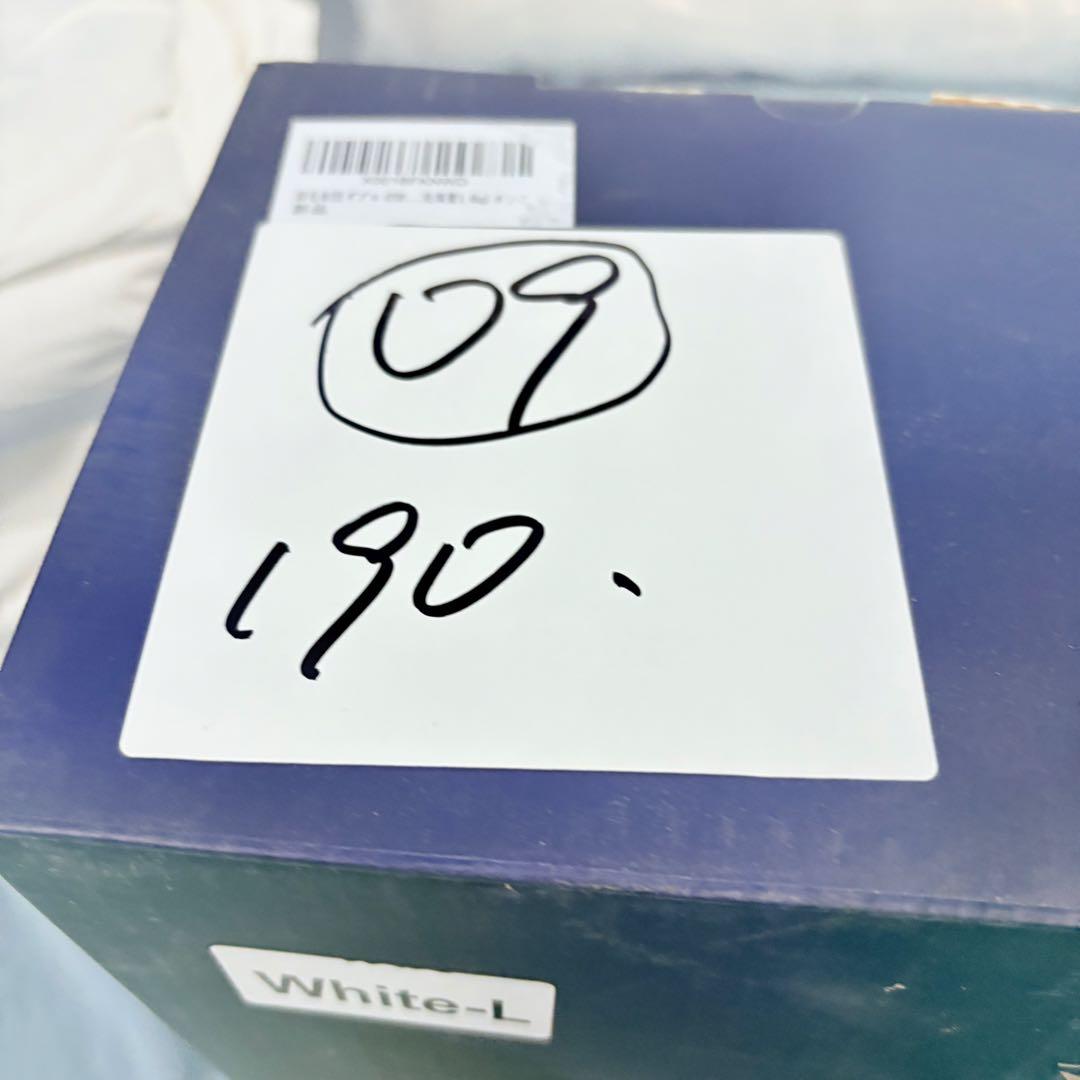 09新品未開封　羽毛布団　190cmx210cm ダブル　掛け布団　100％羽毛