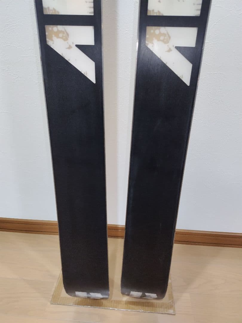 アルマダ　185cm