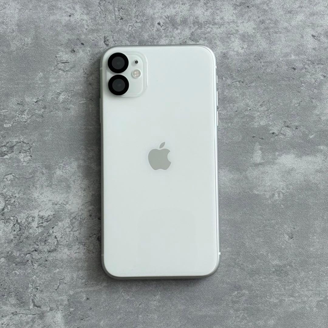 三*太様 iPhone 11 本体 ホワイト