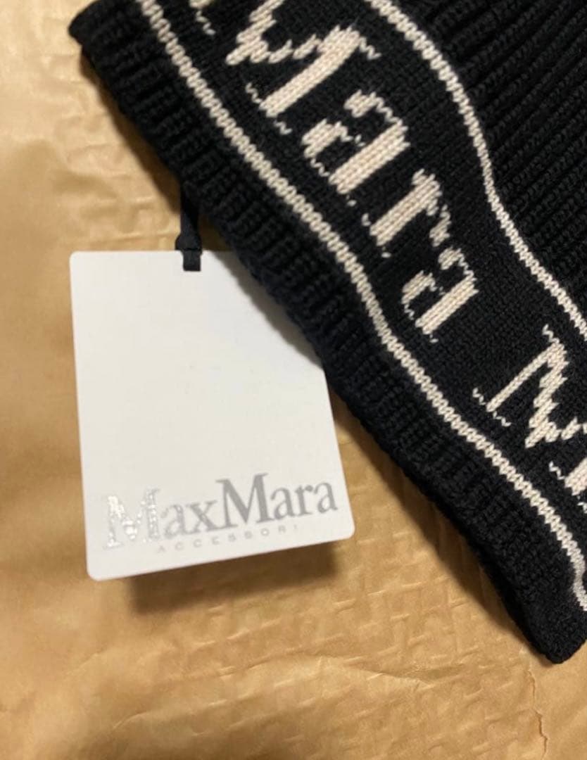 Max Mara　GONG　ウール バラク ラバ　ロゴ