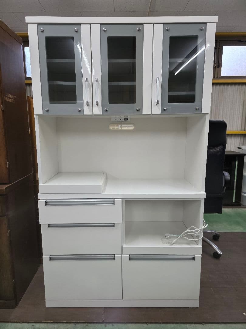 ホワイト 食器棚 ガラス扉