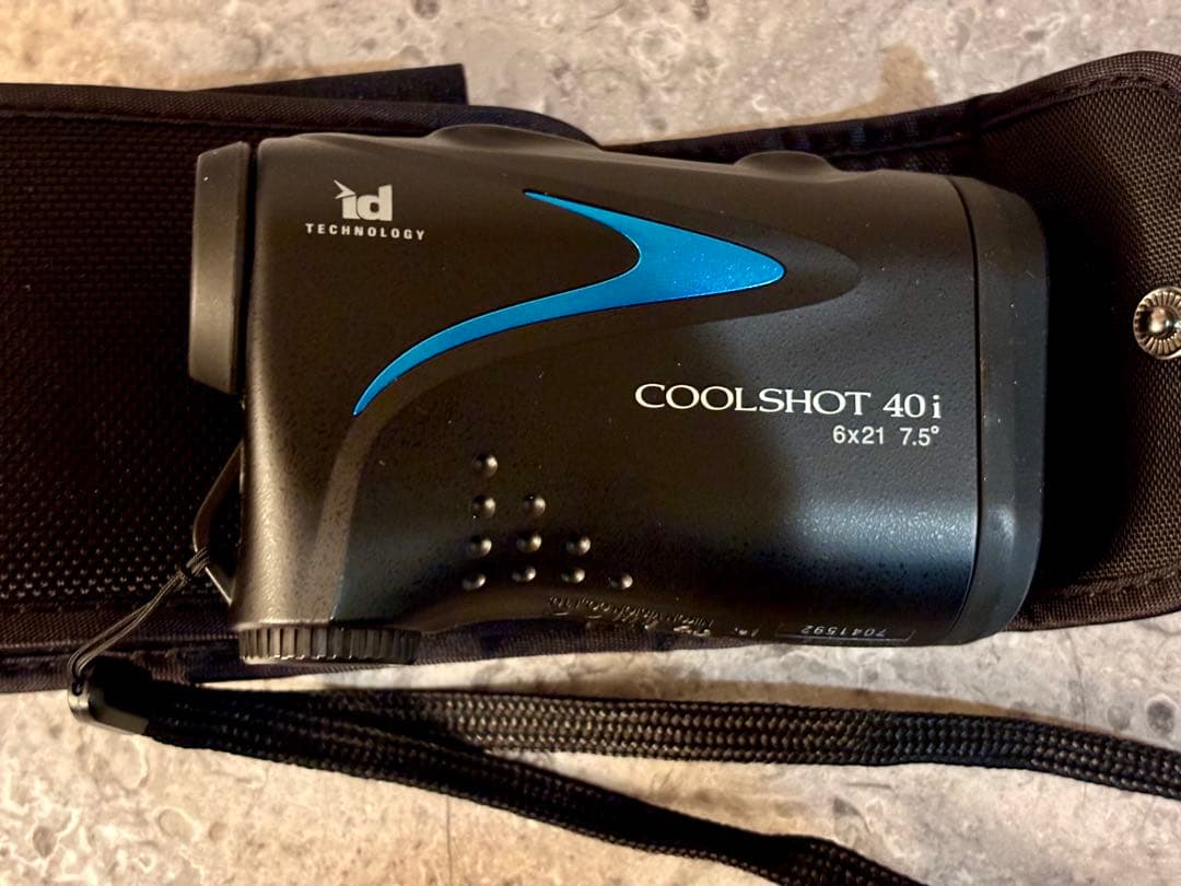 【美品】Nikon COOLSHOT 40i ゴルフ用レーザー距離計　ケースつき