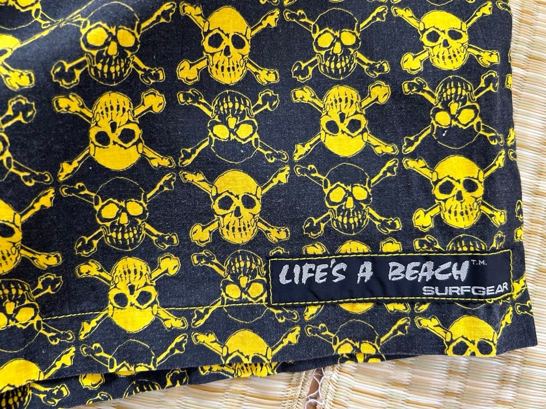 シオコウ　life's a beach パンクスカル　ショートパンツ　L