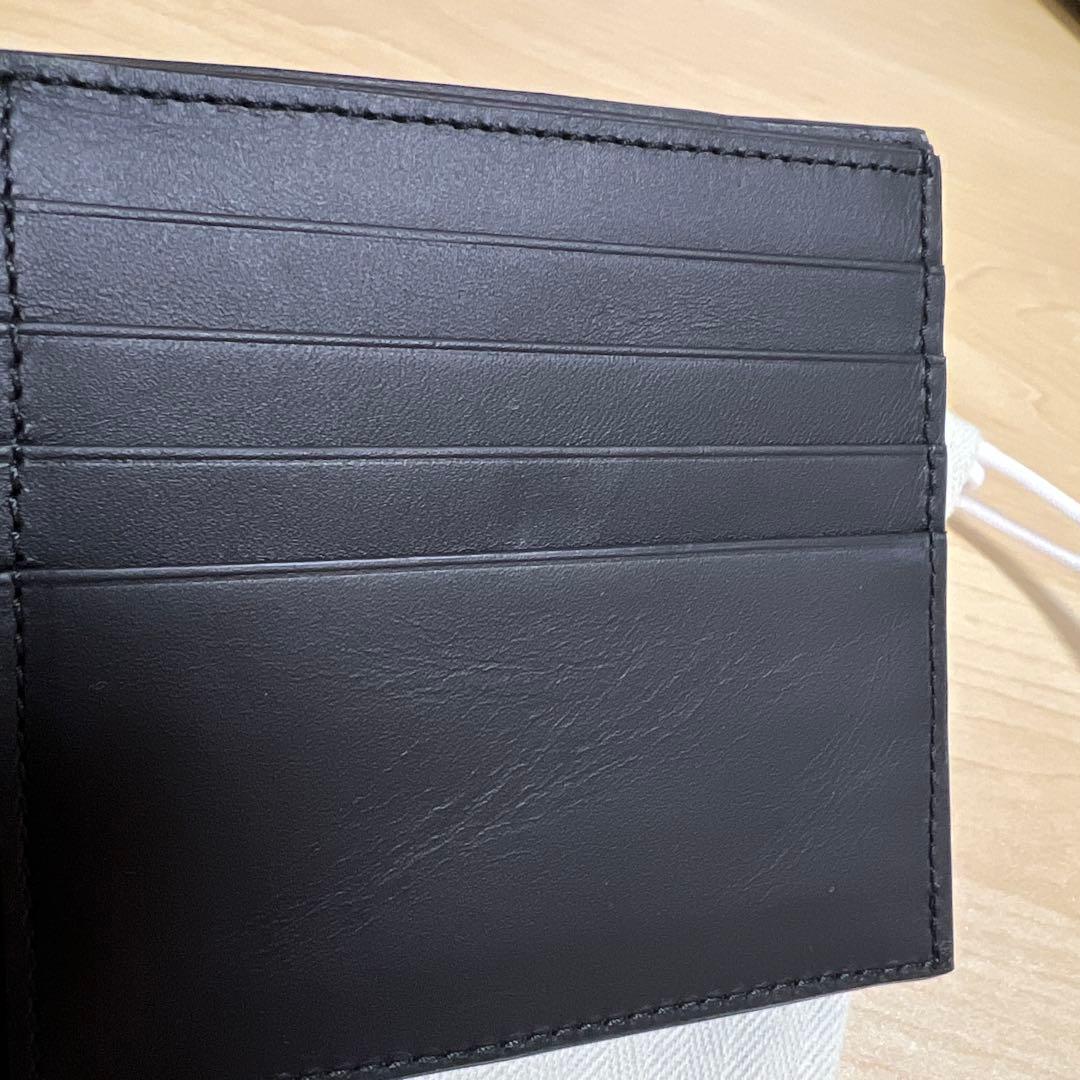 LOEWE ブラックレザー 二つ折り財布