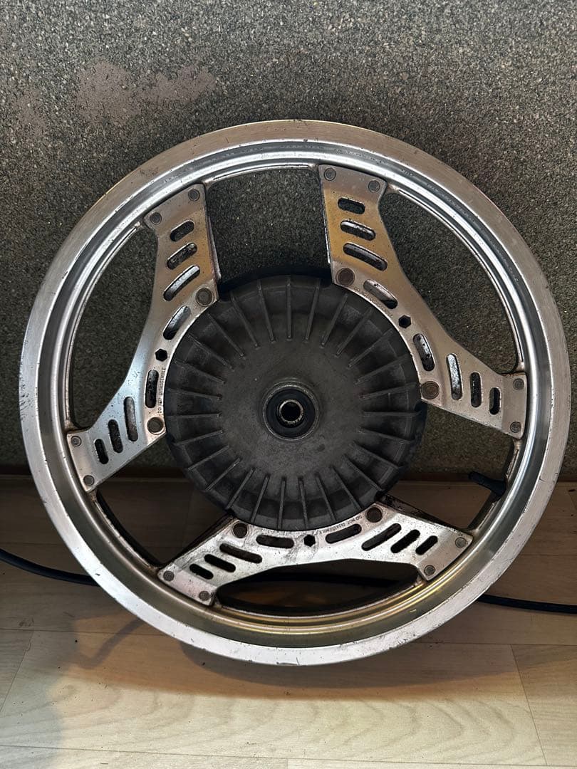 HONDA CBX400F 純正フロントホイール