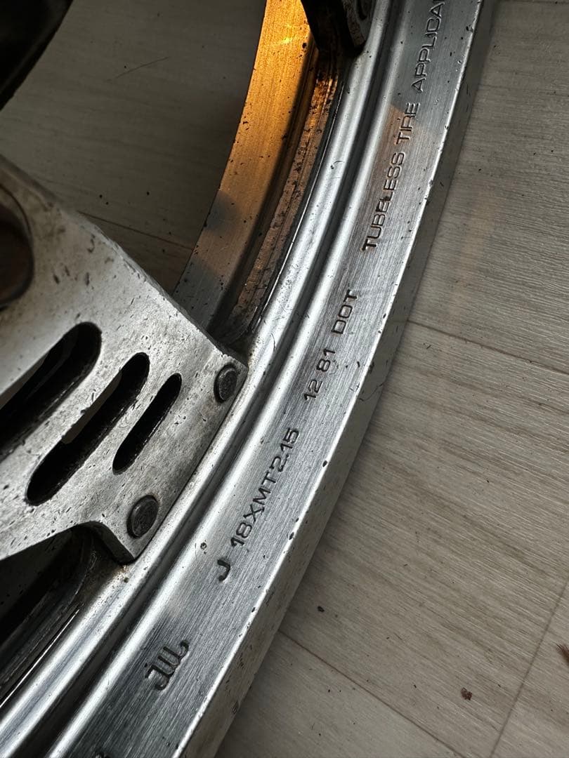 HONDA CBX400F 純正フロントホイール