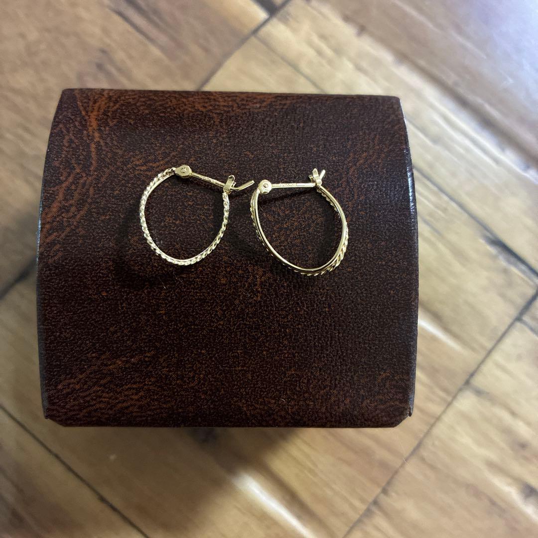 agete，アガットK18ピアス