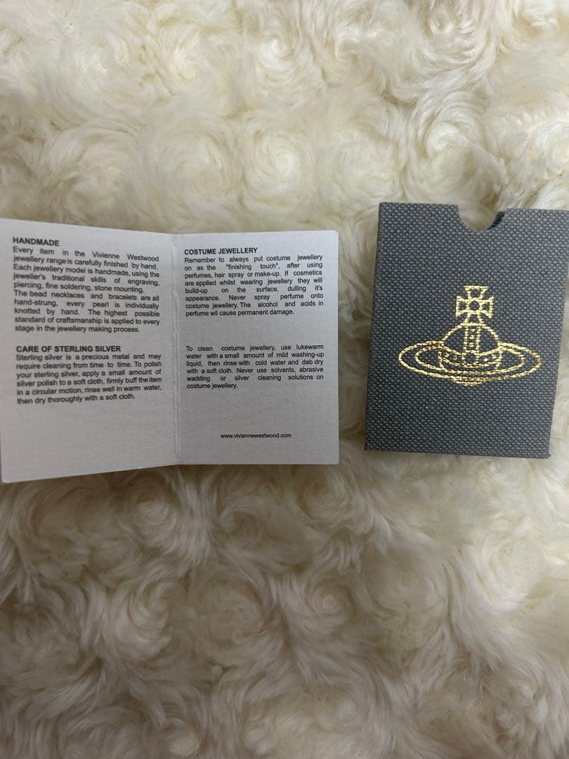 Vivienne Westwood ハート オーブネックレス