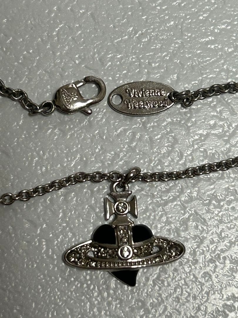 Vivienne Westwood ハート オーブネックレス