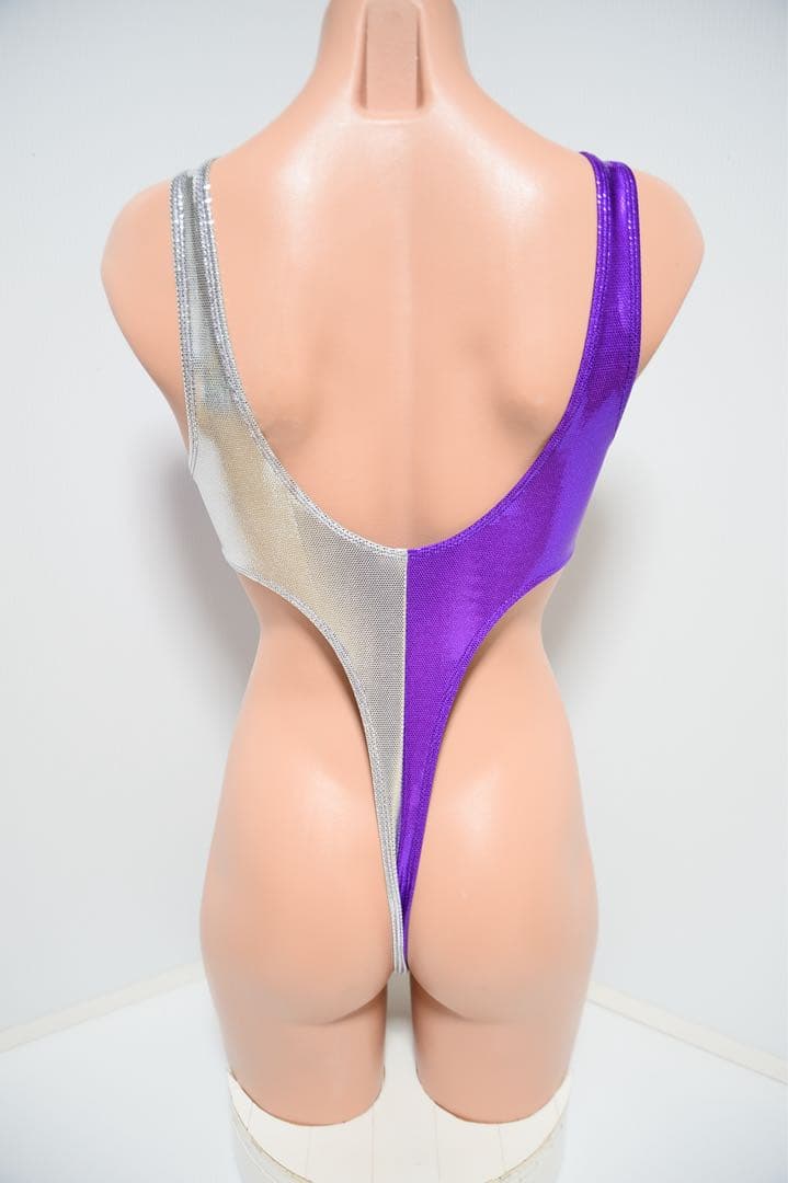 紫とシルバーのワンピース水着