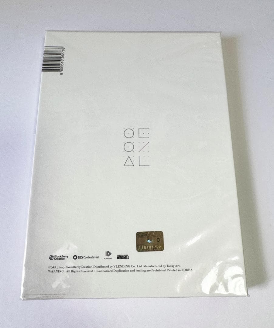 今月の少女 LOONA Odd Eye Circle Max & Match