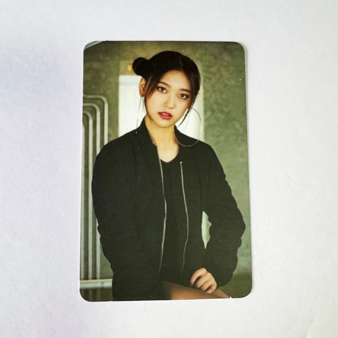 今月の少女 LOONA Odd Eye Circle Max & Match