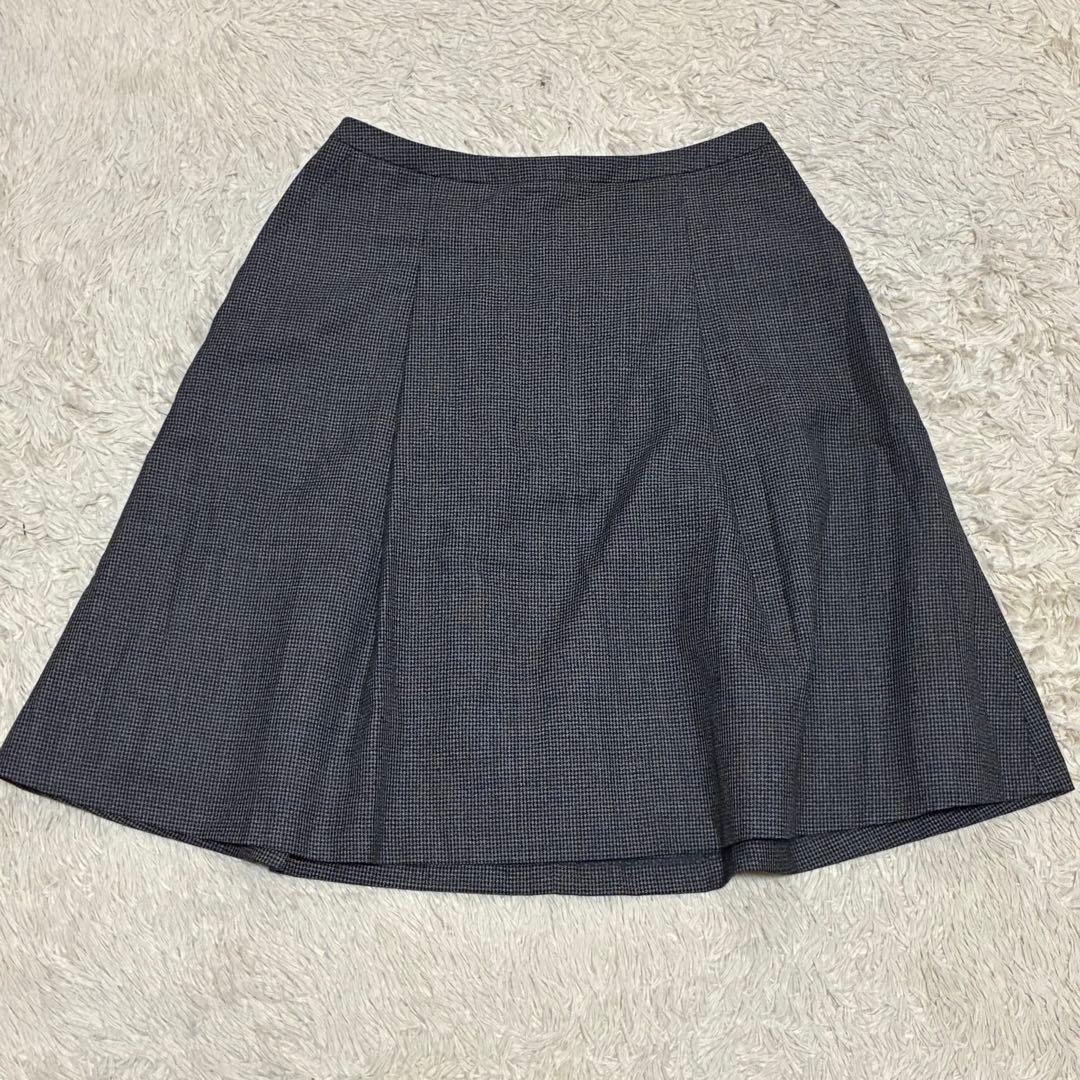 【未使用】 事務服 XL 13号 ベスト1枚 フレアスカート2枚 チャコール