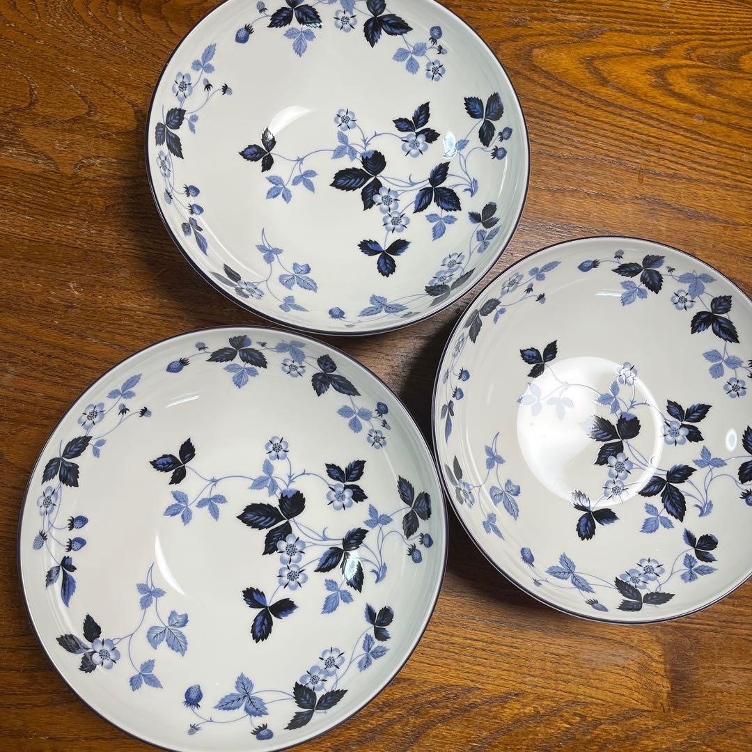 ウェッジウッドワイルドストロベリーインクブルー深皿3枚セット