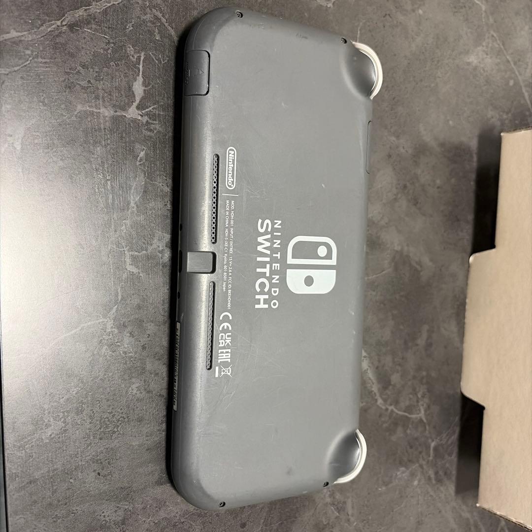 Nintendo Switch light スイッチライト　本体　中古