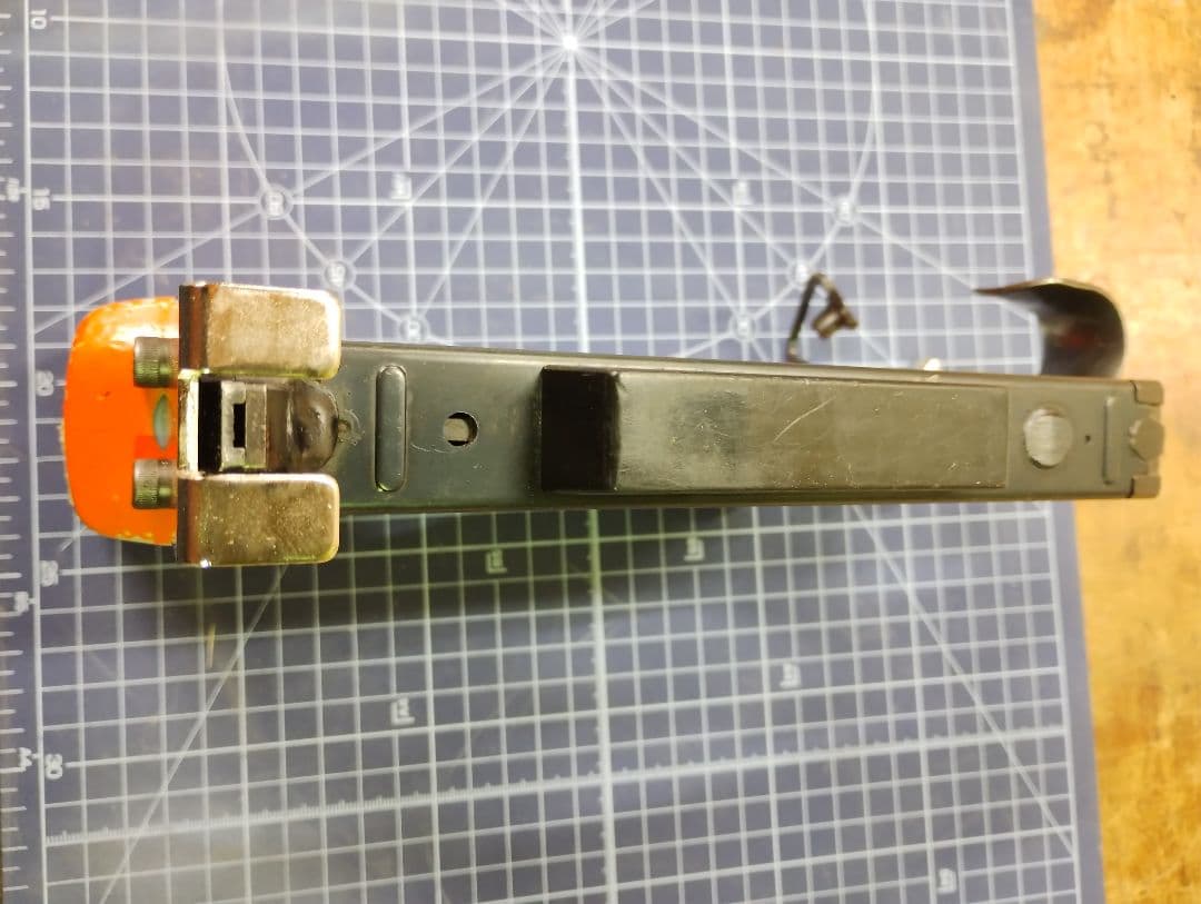 MAX  マックス エアネイラ TA-35FP/425J内装