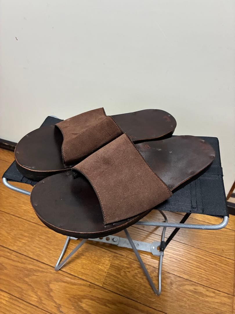 【値下可能】美品jutta neumann ユッタニューマン シモーネ 　8D