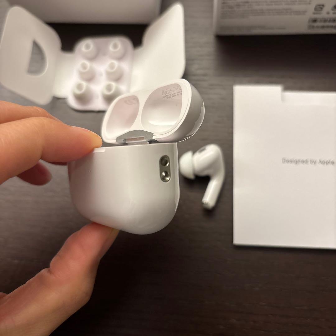 Apple AirPods Pro (第2世代) 本体 ケース付き
