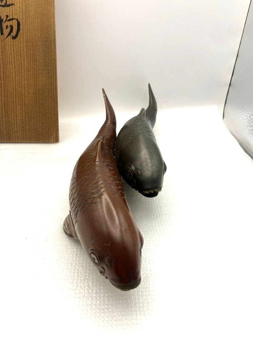 鯉の置物　和風置物　真鍮製　双鯉　真鯉・錦鯉　双鯉夫婦鯉　コイ　ペア　2匹　在名