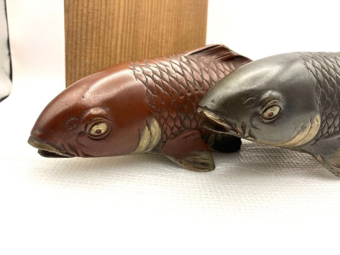 鯉の置物　和風置物　真鍮製　双鯉　真鯉・錦鯉　双鯉夫婦鯉　コイ　ペア　2匹　在名