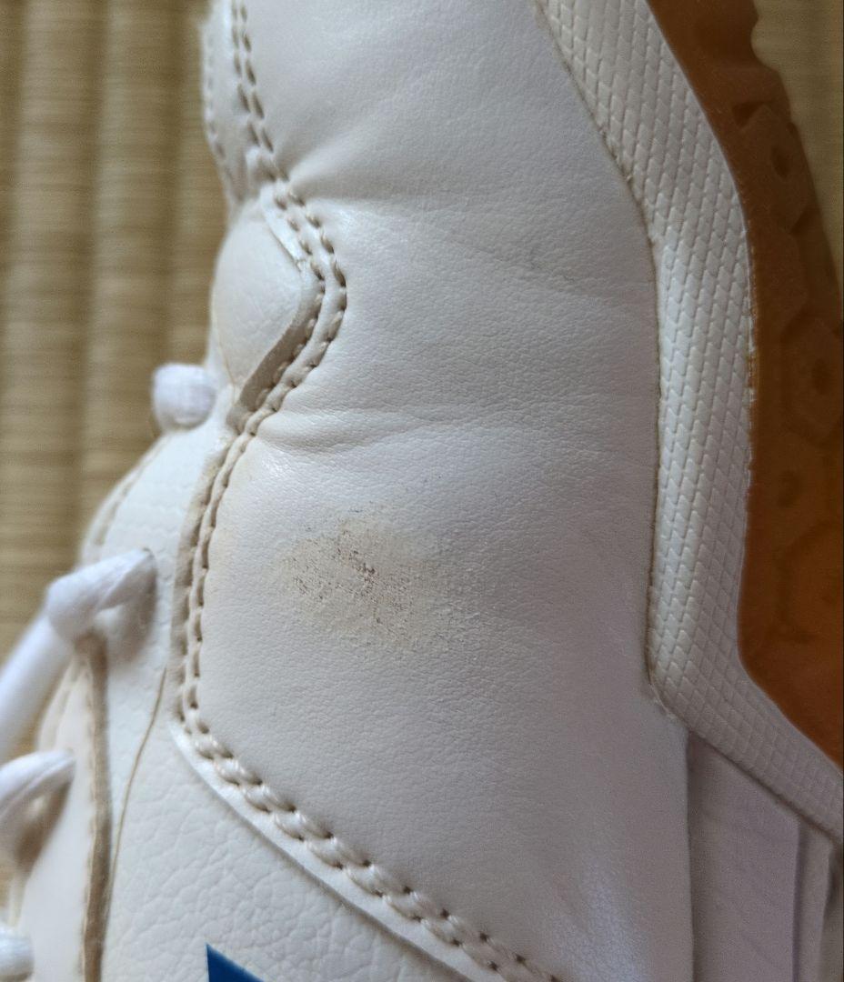 【中古品】ヨネックス バドミントンシューズ ホワイト【75周年記念】