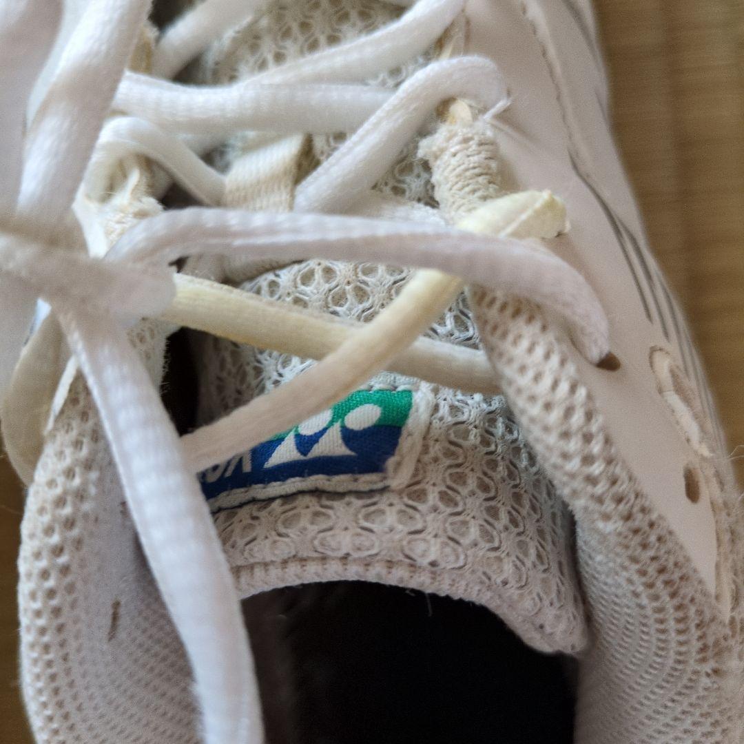 【中古品】ヨネックス バドミントンシューズ ホワイト【75周年記念】