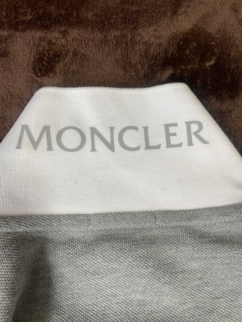 MONCLER モンクレール襟ロゴ　ポロシャツ　XS グレー