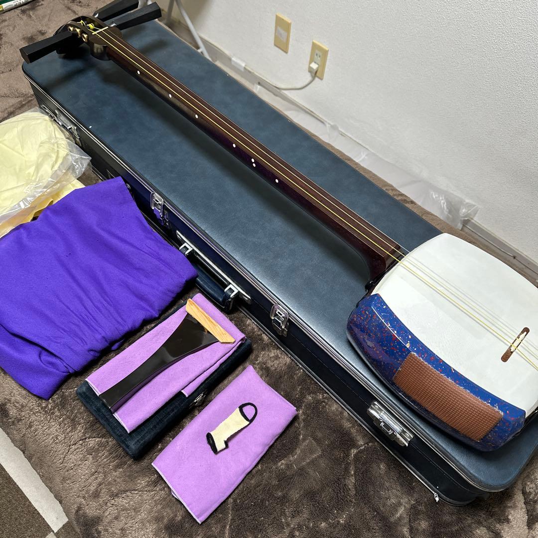 【本日限定】太棹三味線（紅木）ピックアップ付き　付属多数