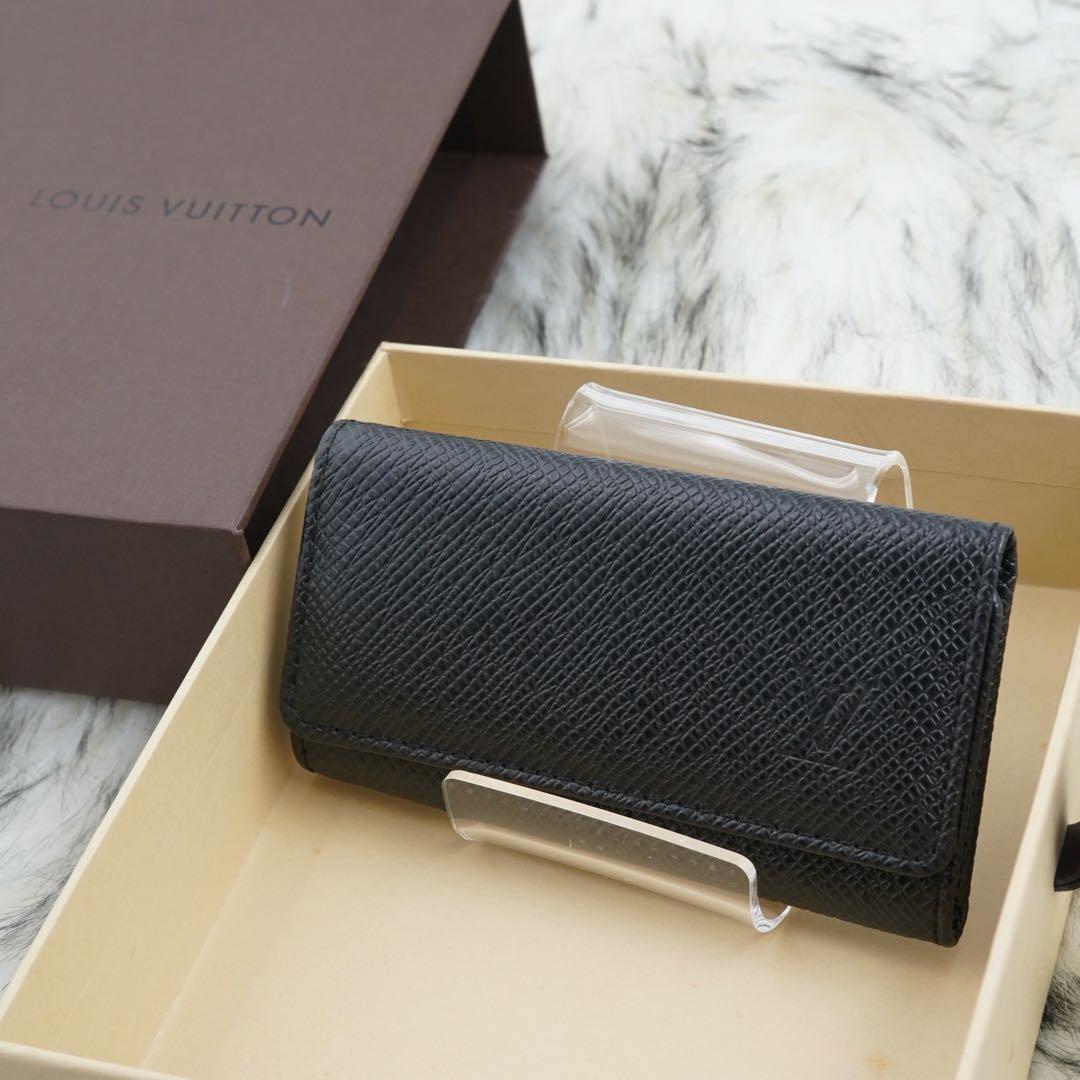 未使用品　箱付き　LOUIS VUITTON ルイ・ヴィトン　キーケース　タイガ