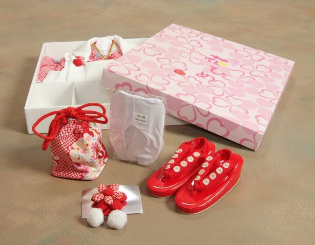 【七五三 3歳 女の子】京都花ひめ 8点フルセット 被布疋田柄 赤白ピンク