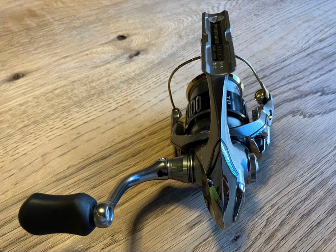 中古 SHIMANO シマノ TWIN POWER 15 2500HGS