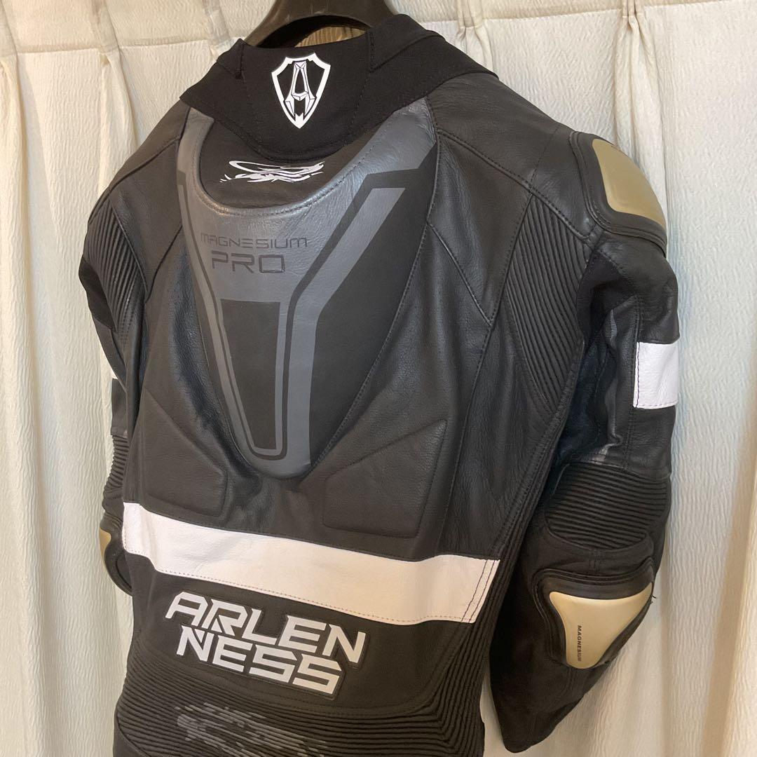 【未使用】ARLENNESS アレンネスレーシングスーツ52サイズ