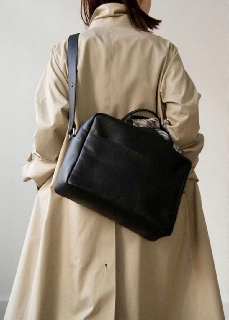 新品未使用★マドリガル　おかかえバッグ　ブラック