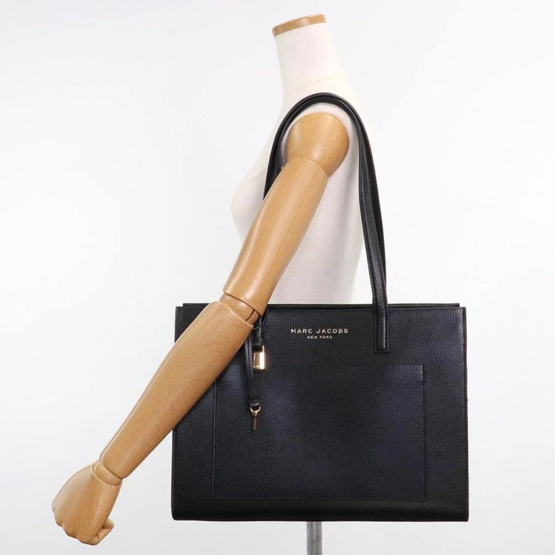 新品❤️MARCJACOBSマークジェイコブス❤️通勤通学バッグ❤️定価86900‼️