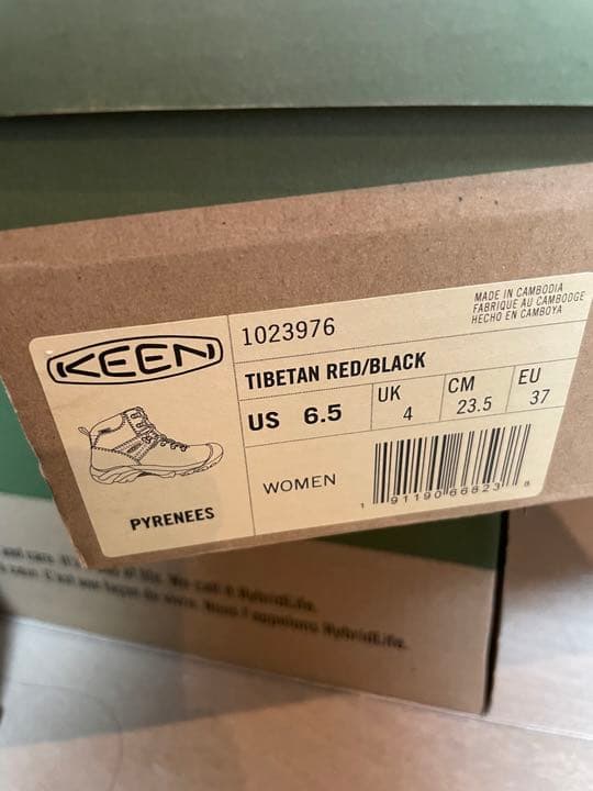 【大熊猫】KEEN ピレニーズ ウィメンズ チベットレッドxブラック