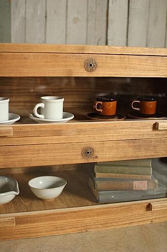 味のある前面ガラスの木製引き出し2段　食器棚　シャツケース　収納棚　古家具