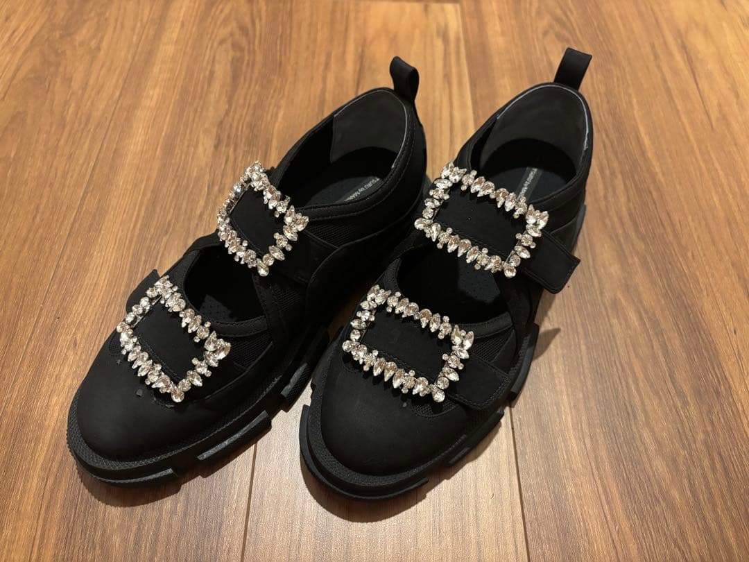 ツルバイマリコオイカワ　ビジュースニーカー　Lala 38