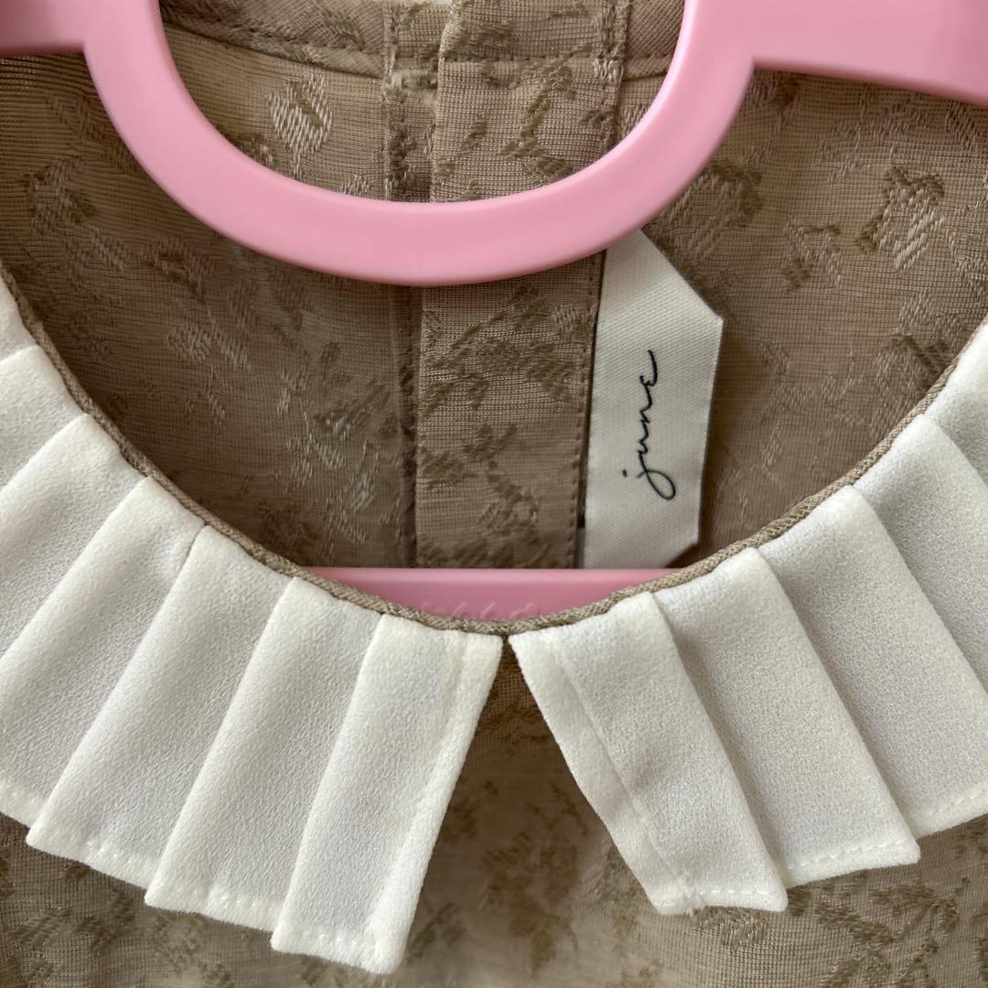 オリオン　ベージュ花柄ワンピースのみ