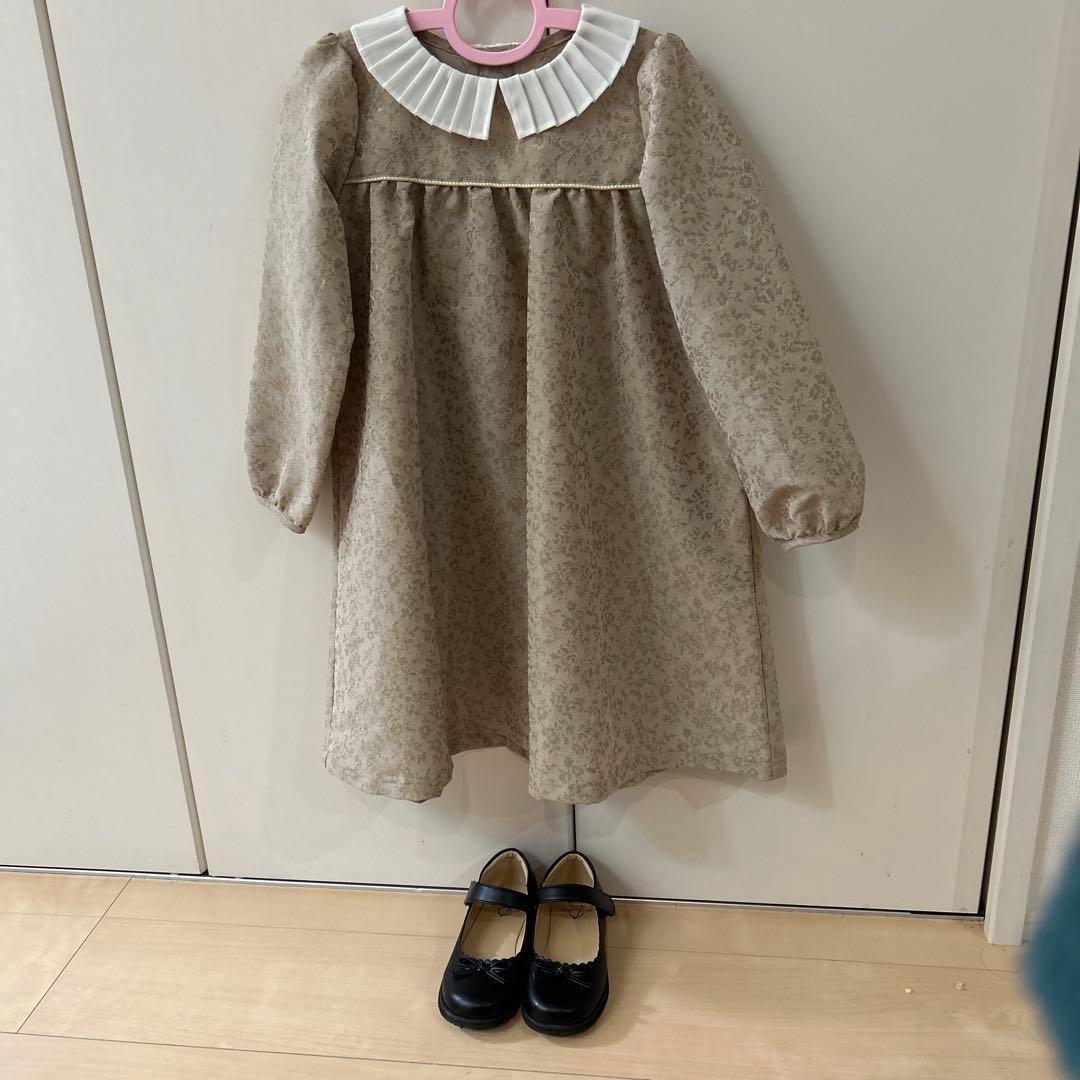 オリオン　ベージュ花柄ワンピースのみ