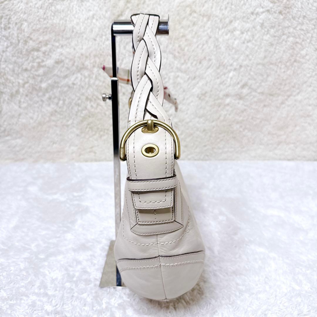 希少✨ COACH コーチ ワンショルダー ハーフムーン ホワイト 編み込み